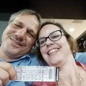 Meet your Posher, Robin